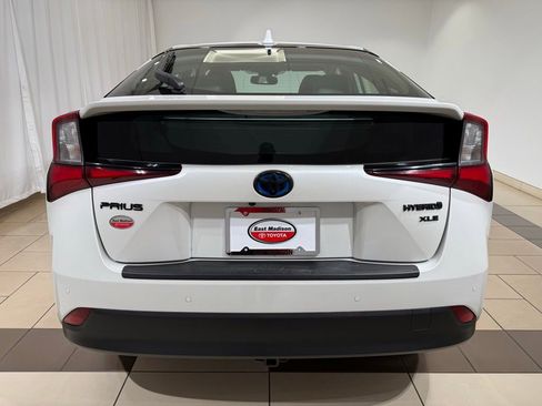 Used 2021 Toyota Prius FWD image 4