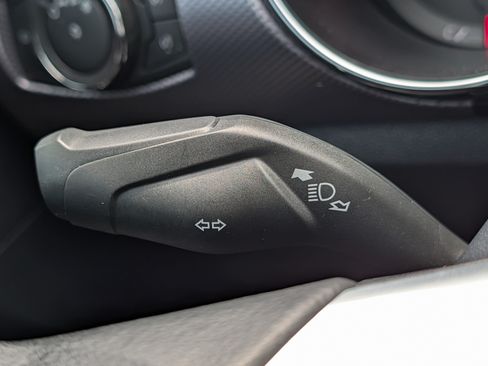Used 2015 Ford Mustang GT RWD image 30