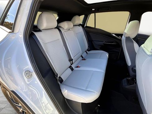 Used 2021 Volkswagen ID.4 Pro S w/ ID.4 Protection Package image 27