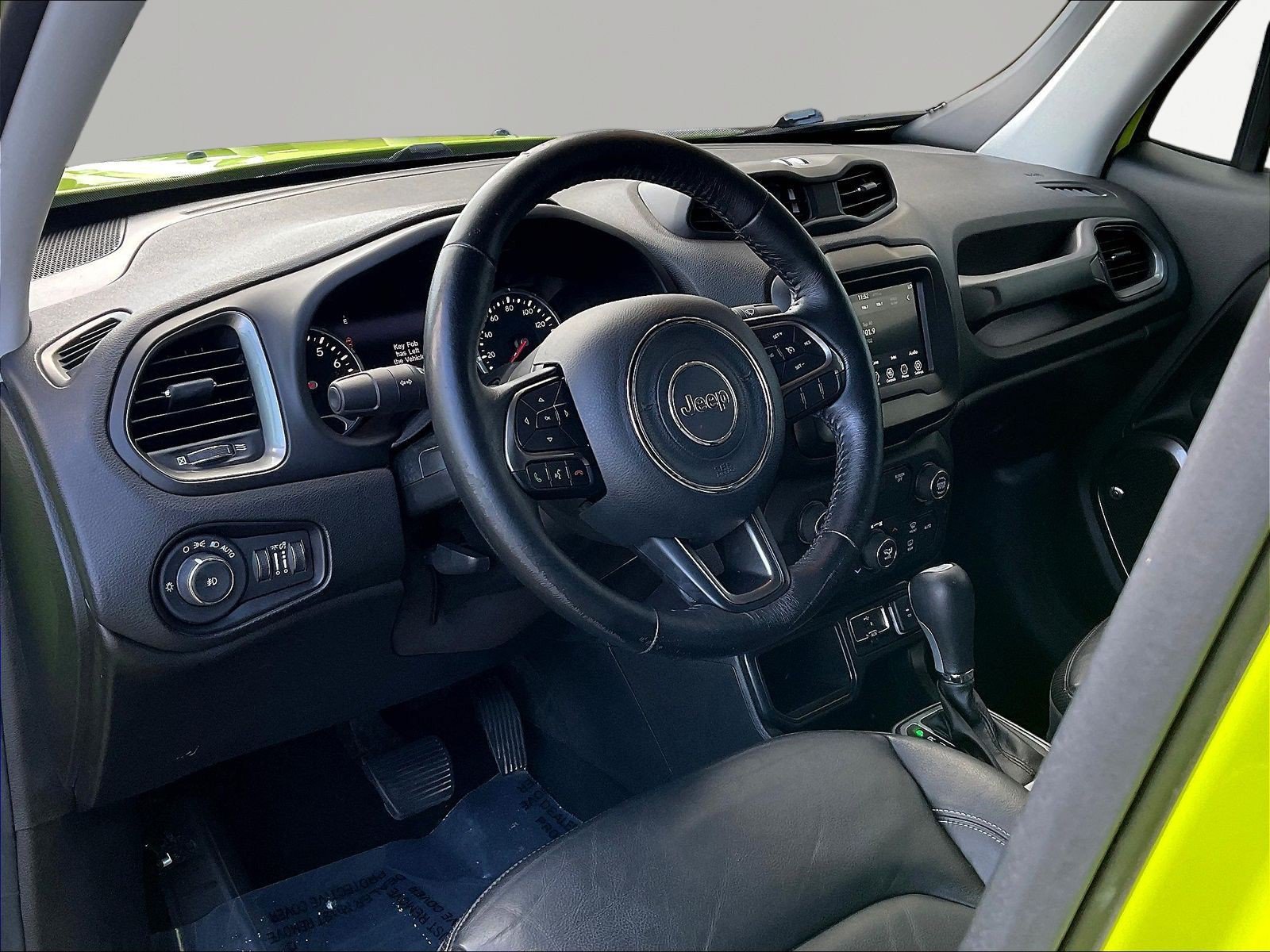 Used 2018 Jeep Renegade Limited FWD image 17