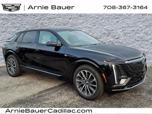 New 2025 Cadillac Lyriq Sport image 1