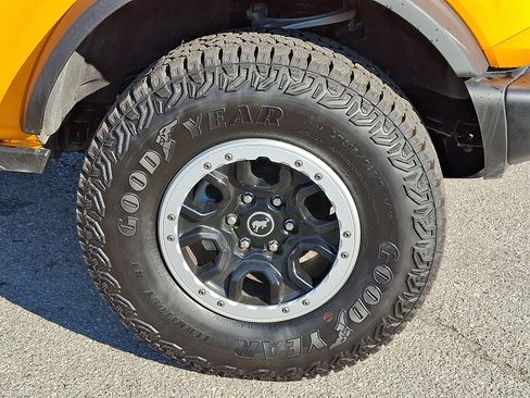 Used 2026 Ford Bronco Badlands w/ Sasquatch Package AWD/4WD image 8