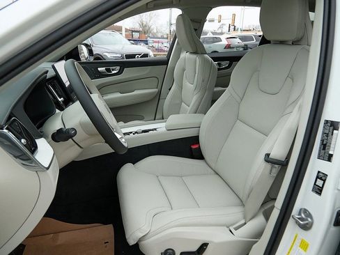 New 2026 Volvo XC60 B5 Ultra w/ Protection Package Premier image 13