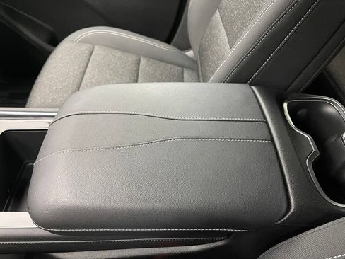 Used 2025 Chevrolet Traverse LT w/ LPO, Floor Liner Package AWD/4WD image 31