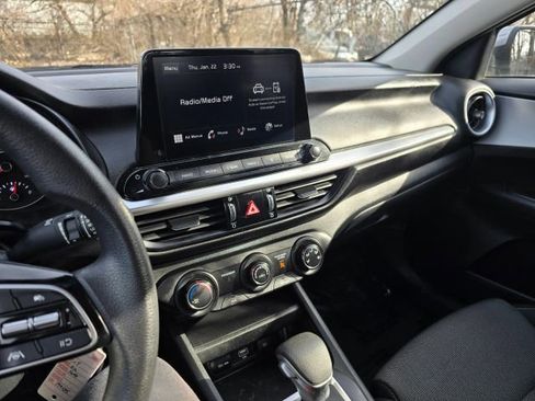 Used 2024 Kia Forte LXS image 22