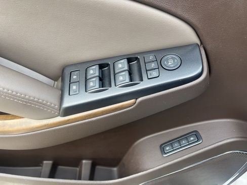 Used 2019 GMC Yukon Denali w/ Denali Ultimate Package AWD/4WD image 29