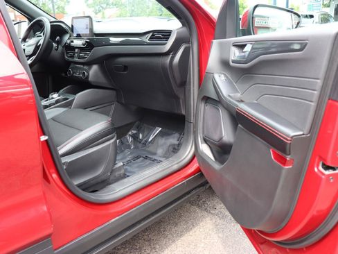 Used 2025 Ford Escape ST-Line Select AWD/4WD image 15