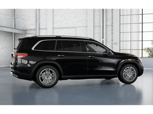 New 2026 Mercedes-Benz GLS 450 4MATIC image 17