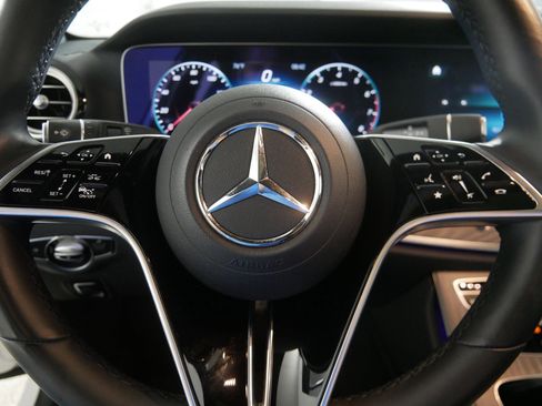 Used 2023 Mercedes-Benz E 450 4MATIC All-Terrain Wagon image 25