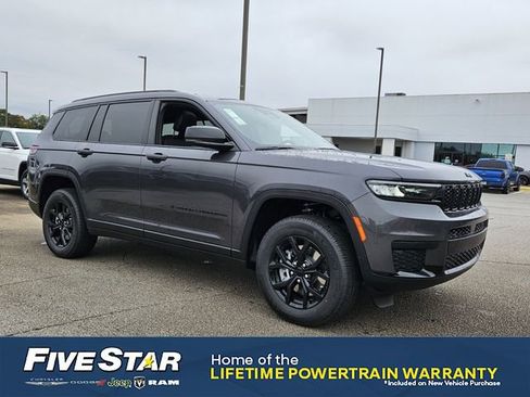 New 2025 Jeep Grand Cherokee L Altitude image 1