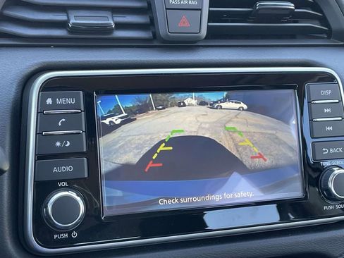 Used 2025 Nissan Versa S w/ Trunk Package image 25