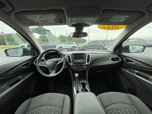 Used 2022 Chevrolet Equinox LT AWD/4WD image 16