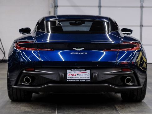 Used 2018 Aston Martin DB11 V12 image 16