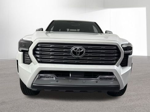 Used 2024 Toyota Tacoma Limited w/ Limited Package (LT) AWD/4WD image 26