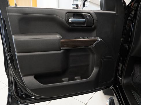 Used 2019 Chevrolet Silverado 1500 LT w/ All-Star Edition image 16