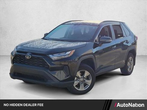 Used 2025 Toyota RAV4 XLE w/ Convenience Package AWD/4WD image 1
