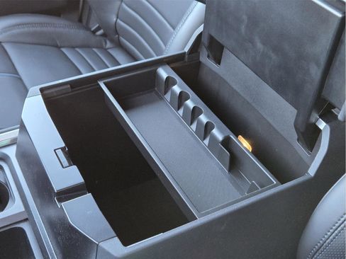 Used 2025 Ford F350 Platinum image 41