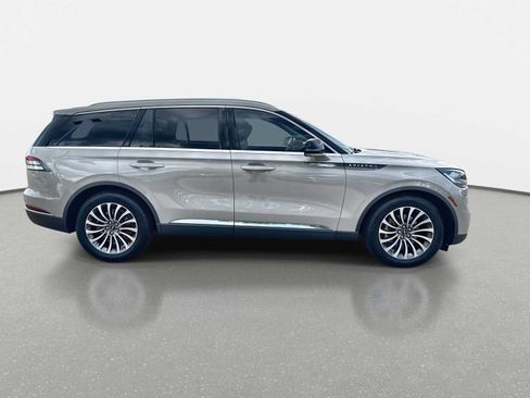 Used 2023 Lincoln Aviator Reserve RWD image 10