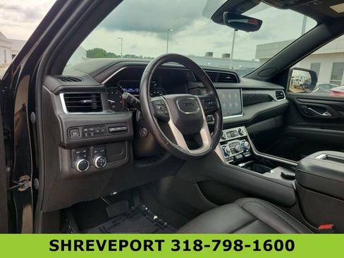 Certified 2021 GMC Yukon XL Denali w/ Denali Premium Package AWD/4WD image 10