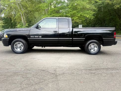 Used 2001 Dodge Ram 1500 Truck 2WD Quad Cab image 4