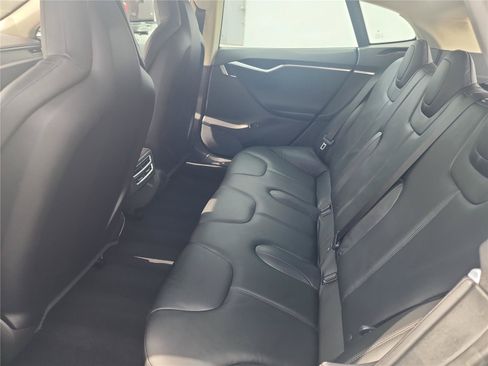 Used 2013 Tesla Model S RWD image 17