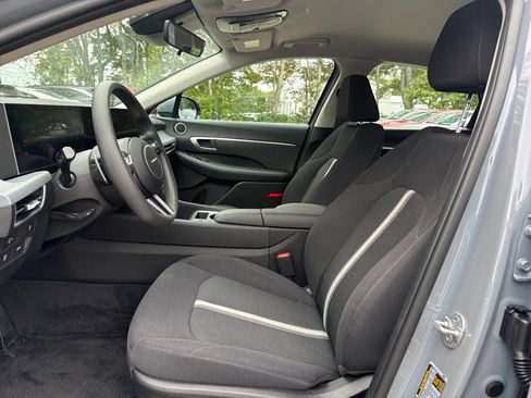 Used 2025 Hyundai Sonata SEL AWD/4WD image 9