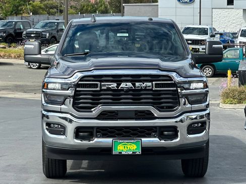 New 2026 RAM 2500 Tradesman AWD/4WD image 9
