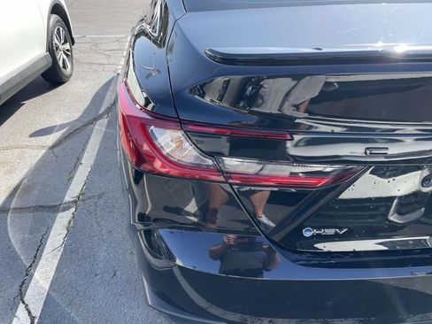 Used 2025 Toyota Camry SE w/ Convenience Package image 28