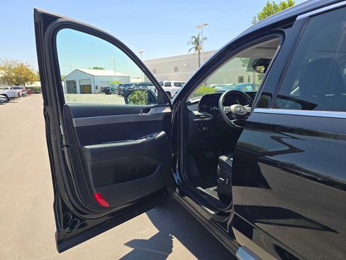 Used 2023 Hyundai Palisade SEL FWD image 21