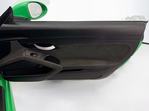 Certified 2022 Porsche 718 Boxster Spyder RWD image 24