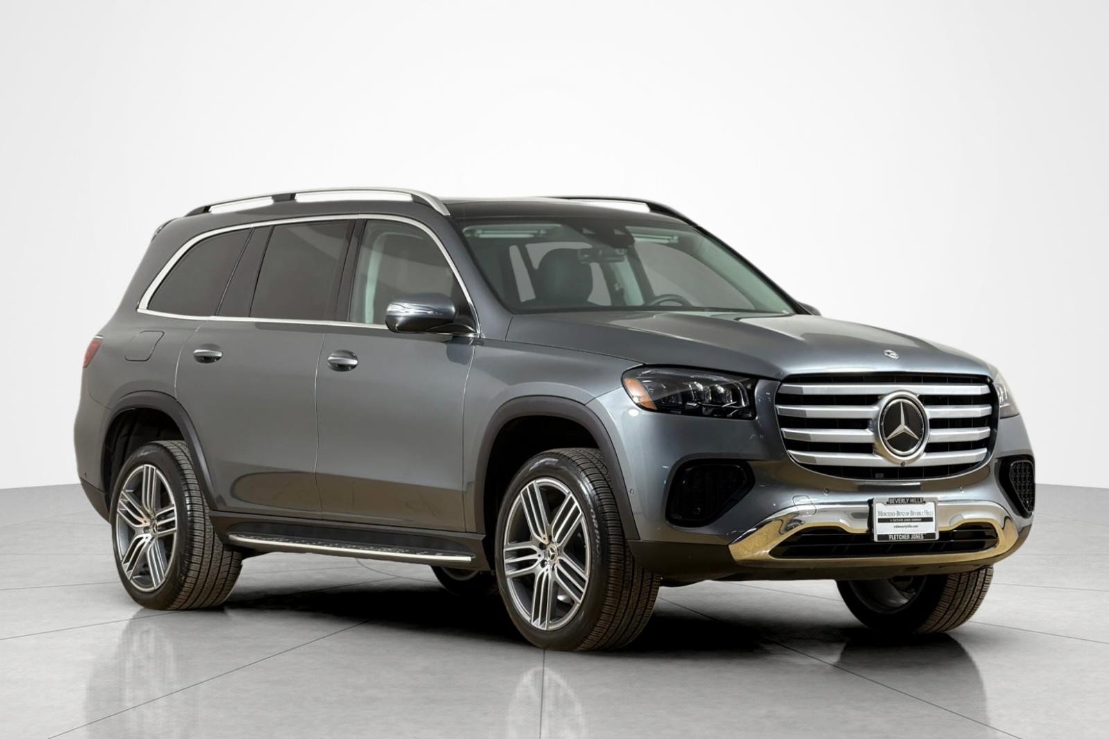 Used 2024 Mercedes-Benz GLS 450 4MATIC image 7