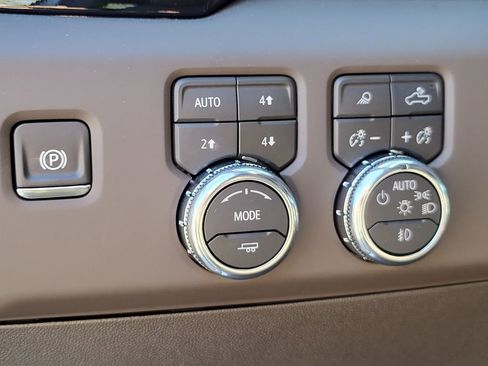 New 2026 GMC Sierra 2500 Denali w/ Technology Package image 27