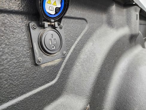 Used 2021 RAM 3500 Laramie w/ Night Edition image 35