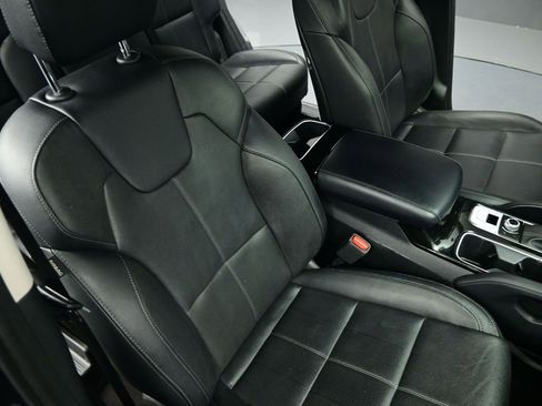 Used 2020 Kia Telluride EX image 61