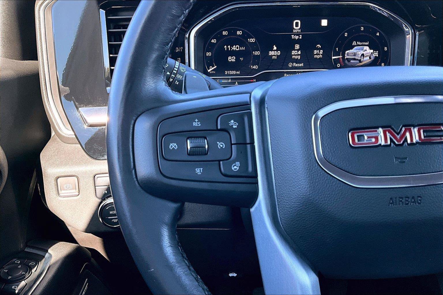 Used 2023 GMC Sierra 1500 SLT w/ SLT Premium Package AWD/4WD image 19