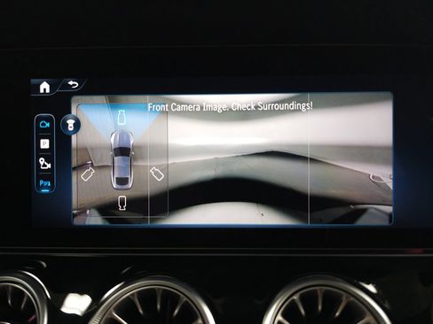 Used 2024 Mercedes-Benz AMG GT 63 image 22