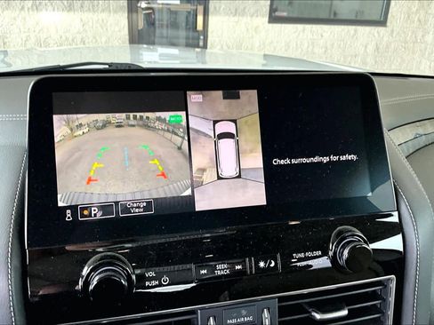 Used 2021 Nissan Armada Platinum w/ Captain's Chairs Package image 28