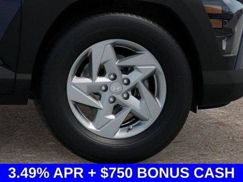 New 2026 Hyundai Kona SE image 9