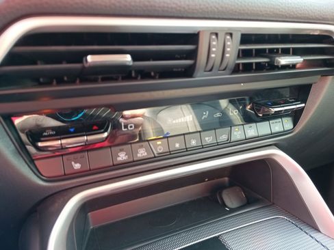 Used 2024 MAZDA CX-90 3.3 Turbo w/ Preferred Plus image 16