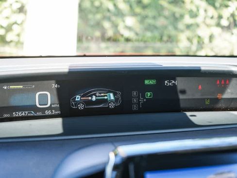 Used 2020 Toyota Prius Prime XLE FWD image 20