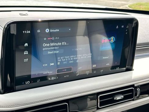 New 2027 Lincoln Aviator AWD image 32