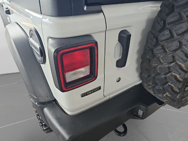 Used 2021 Jeep Wrangler Unlimited Sport AWD/4WD image 34
