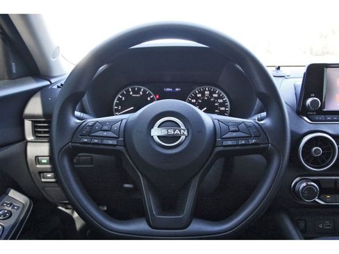 Used 2025 Nissan Sentra S image 14