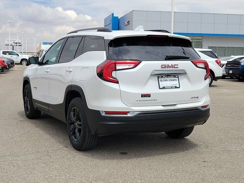 Used 2024 GMC Terrain AT4 w/ Tech Package AWD/4WD image 9