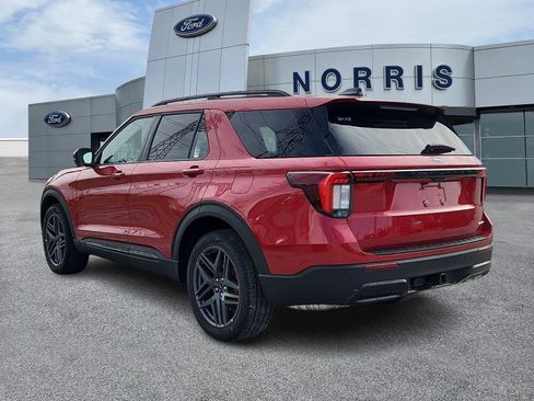 New 2026 Ford Explorer ST-Line image 3