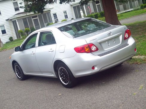 Used 2009 Toyota Corolla LE FWD image 24