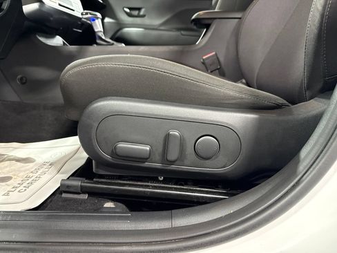 Used 2025 Hyundai Kona SEL AWD/4WD image 21