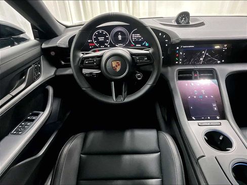 New 2026 Porsche Taycan image 13