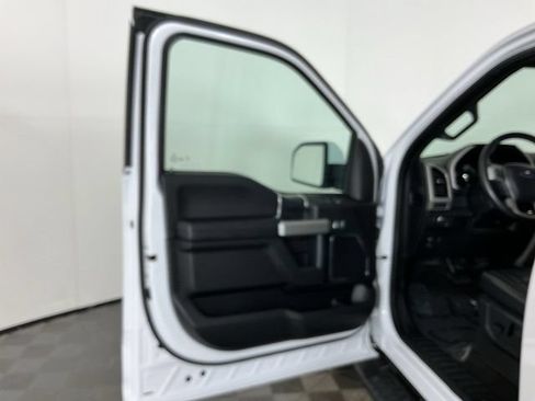 Used 2020 Ford F150 Lariat w/ Equipment Group 502A Luxury AWD/4WD image 13