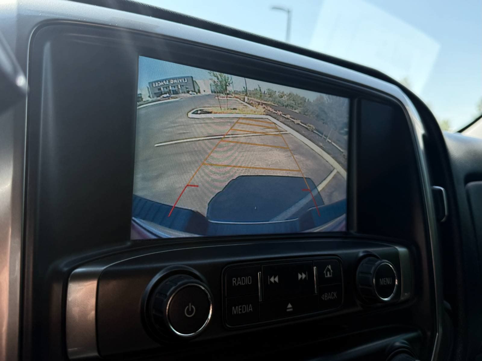 Used 2017 Chevrolet Silverado 1500 LT AWD/4WD image 18